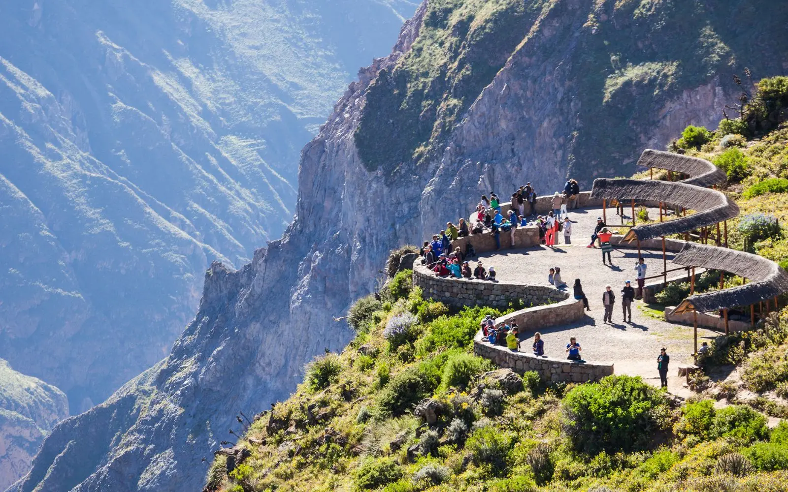 Mirador sobre las paredes del cañón del Colca